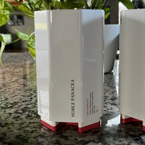 NOBLE PANACEA “the energist multi defense” - Picture 1 of 1